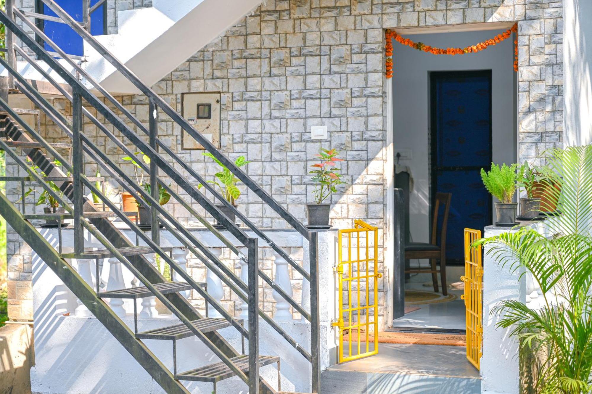 Shell House - Private Stay With Garden View In Arambol Мандрем Екстериор снимка