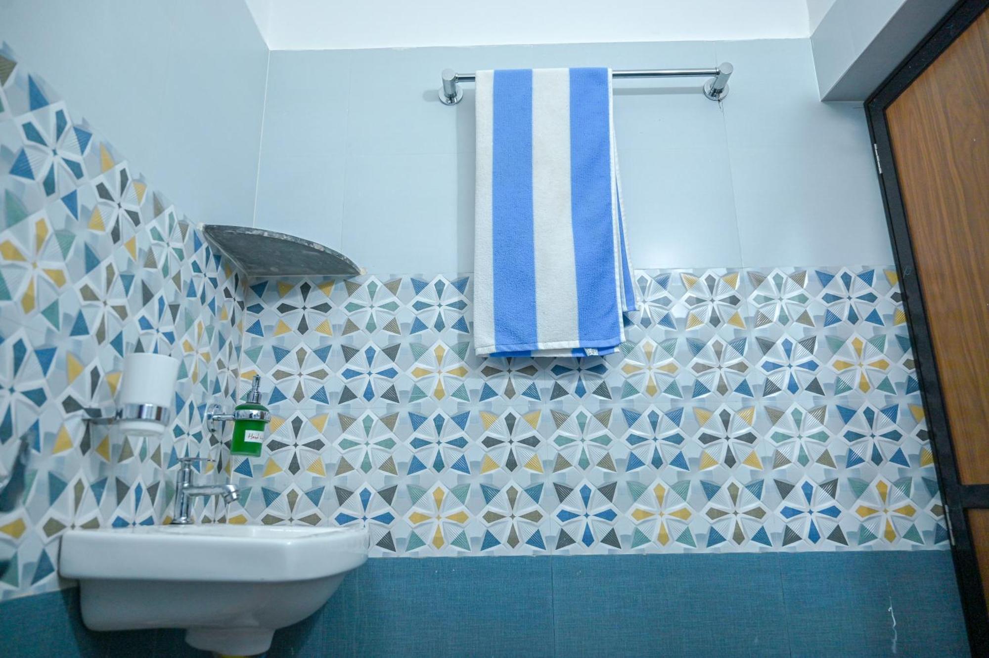 Shell House - Private Stay With Garden View In Arambol Мандрем Екстериор снимка